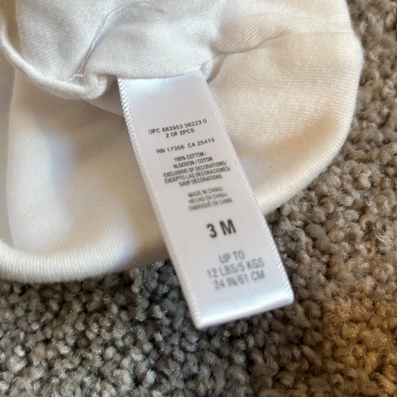 Hats and booties - Picture 5 of 6